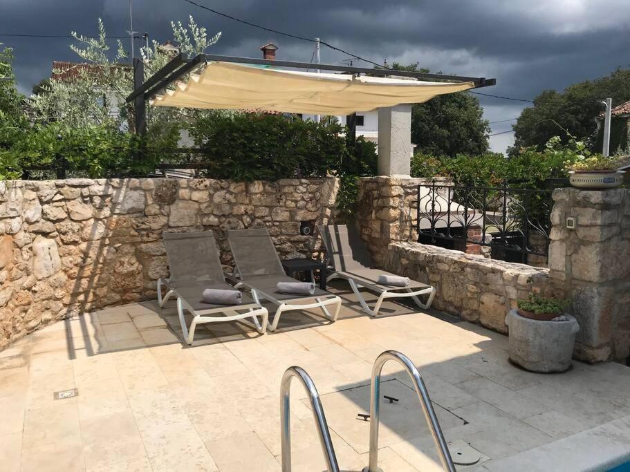 Saison Openning Prices Luxury Villa Nini With Fireplace, Private Pool, Bikes, Barbecue And Much More Porec Exterior photo