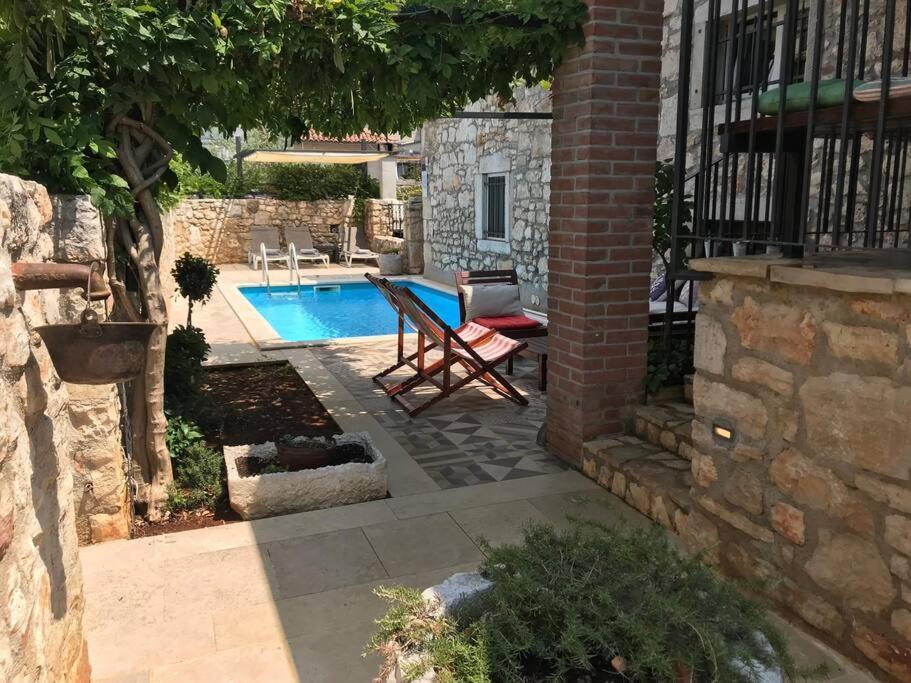 Saison Openning Prices Luxury Villa Nini With Fireplace, Private Pool, Bikes, Barbecue And Much More Porec Exterior photo
