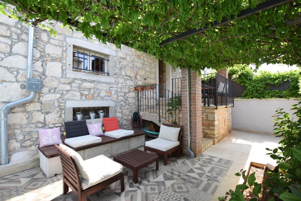 Saison Openning Prices Luxury Villa Nini With Fireplace, Private Pool, Bikes, Barbecue And Much More Porec Exterior photo