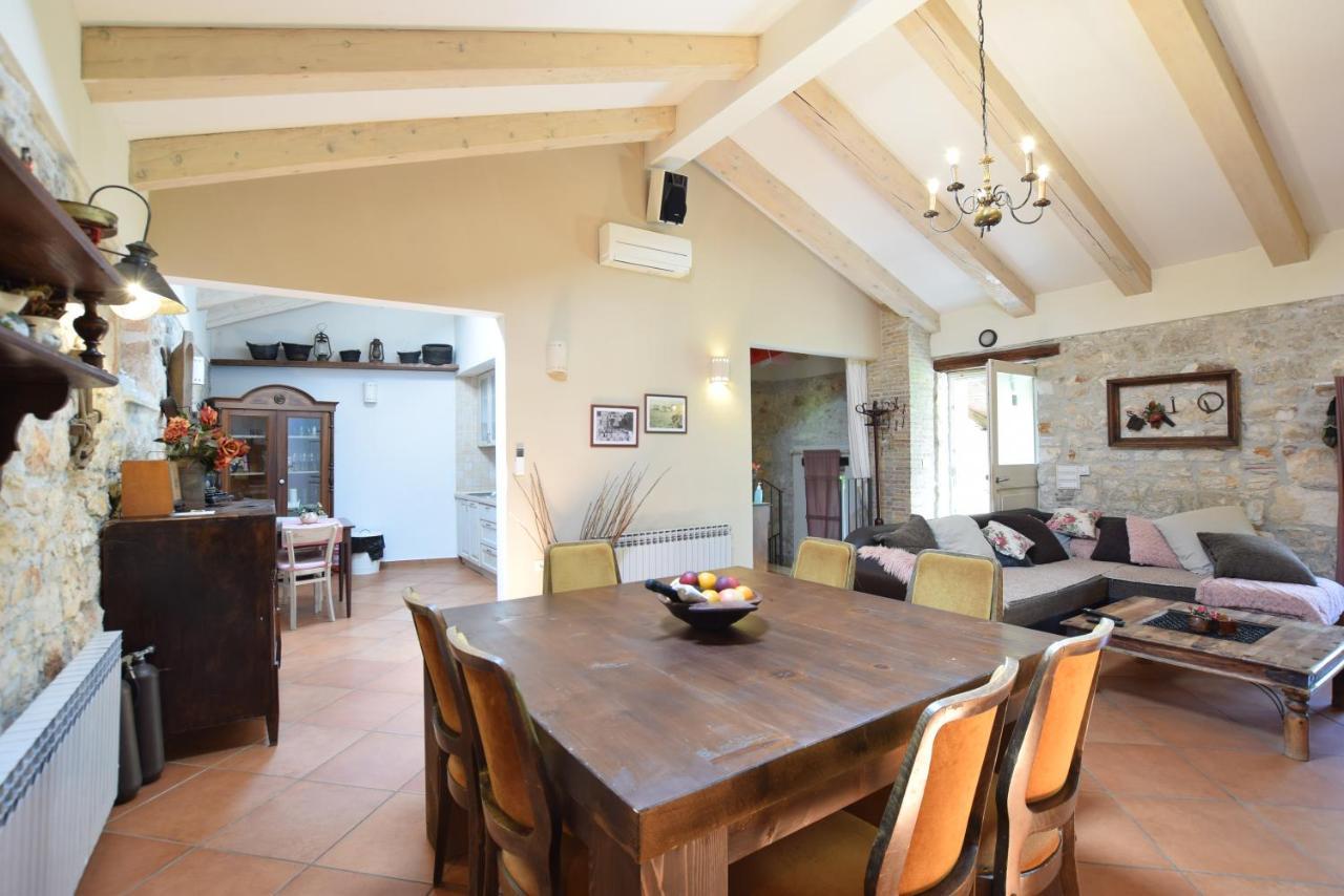 Saison Openning Prices Luxury Villa Nini With Fireplace, Private Pool, Bikes, Barbecue And Much More Porec Exterior photo