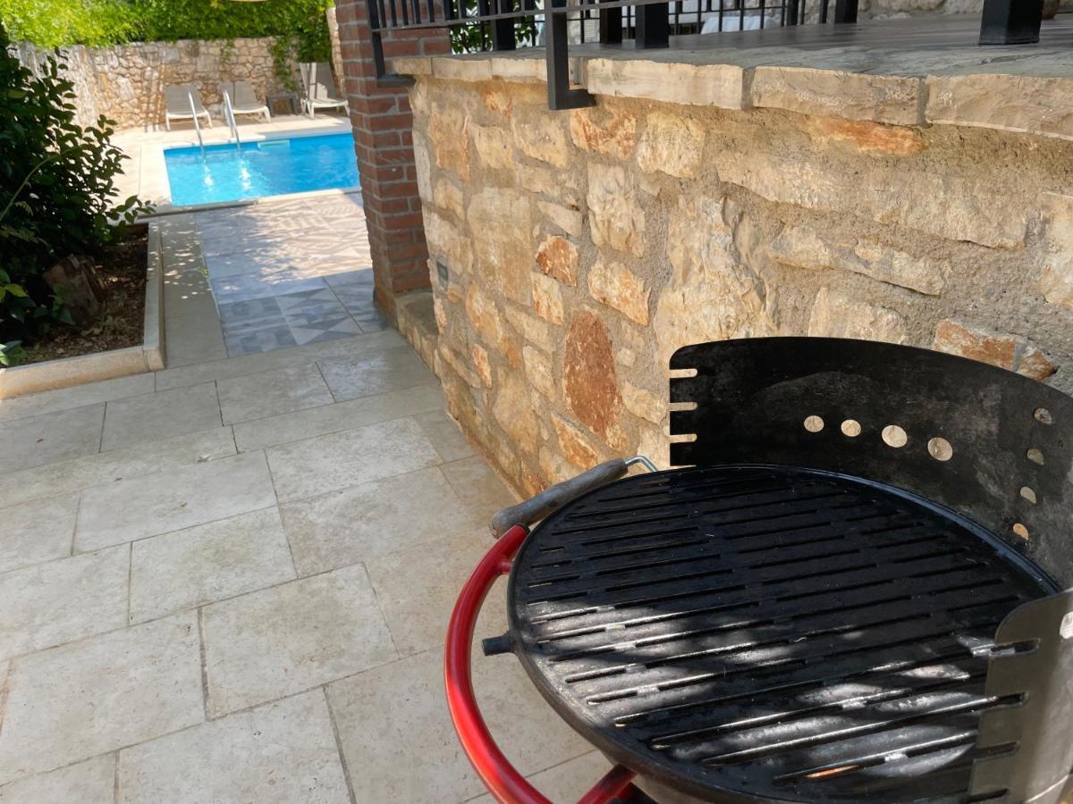 Saison Openning Prices Luxury Villa Nini With Fireplace, Private Pool, Bikes, Barbecue And Much More Porec Exterior photo